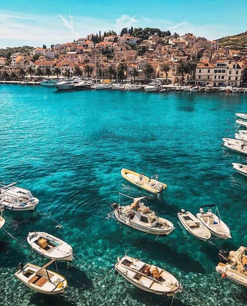 Apartments Luci Hvar Town Ruang foto